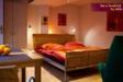 Zimmer mit Bett
